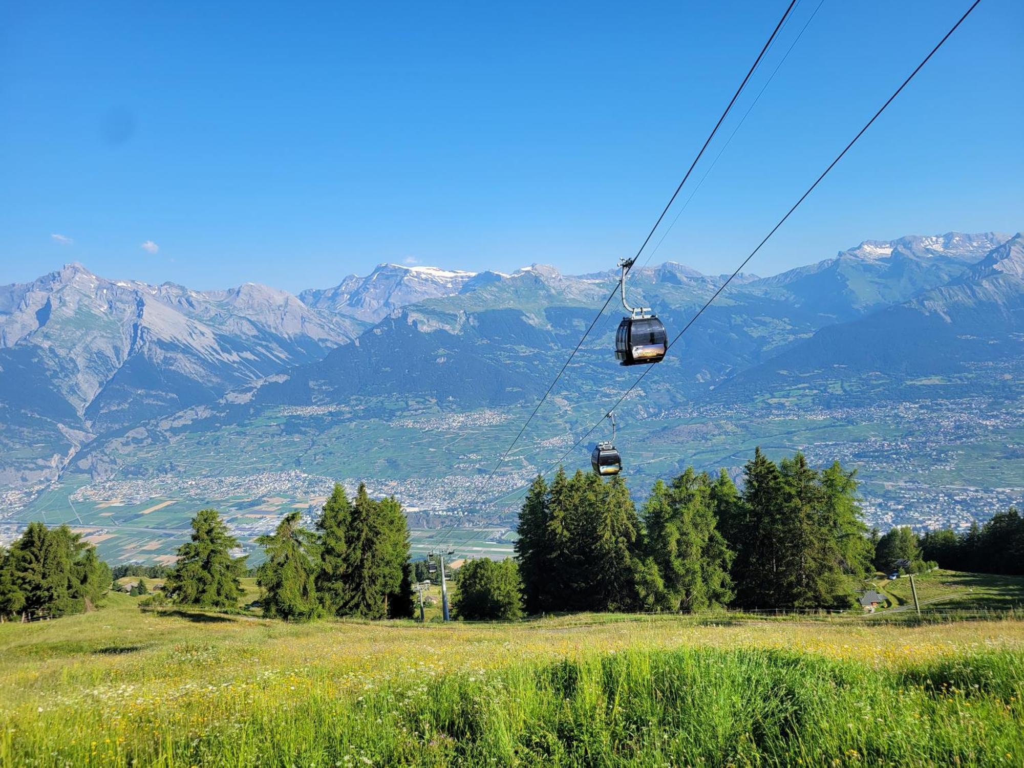 A La Montagne *